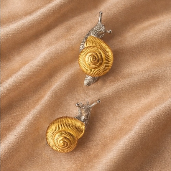 Petite Snail Gold Silver Earrings - Picture 2 of 9